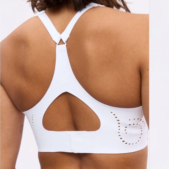 BuffBunny Airbrush Laser BTC Sports Bra White Small - Picture 2 of 10